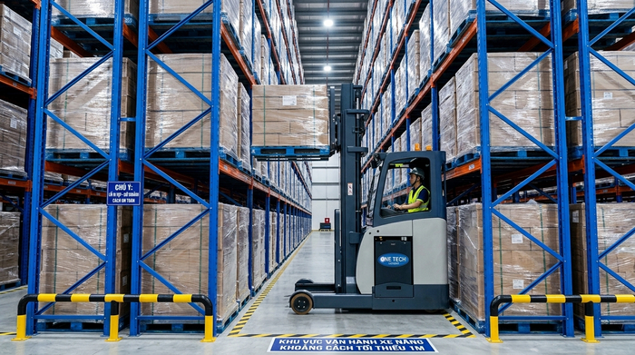 An toàn vận hành Kệ Narrow Aisle Cà Mau Quy trình an toàn khi vận hành xe nâng trong hệ thống kệ narrow aisle